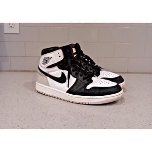 Nike Air Jordan 1 Retro High OG "Stage Haze"  555088-108 Men's size 9